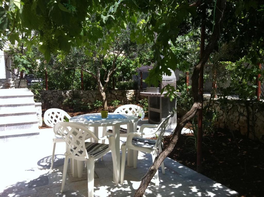 Apartments Vito تروغير المظهر الخارجي الصورة